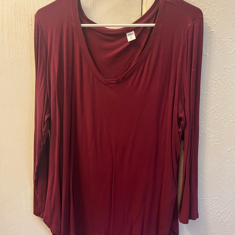 Maroon long sleeve tee